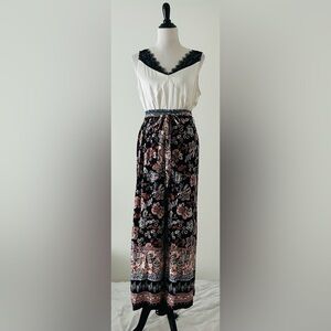 New Terra Cottage size S rayon Floral Black and Peach coral blue Wide-Leg Pants